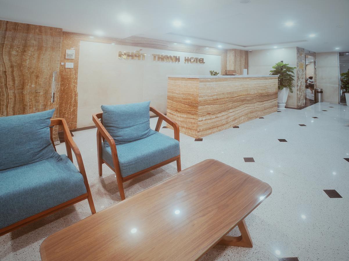 Hotel Nhat Thanh Куинён Экстерьер фото