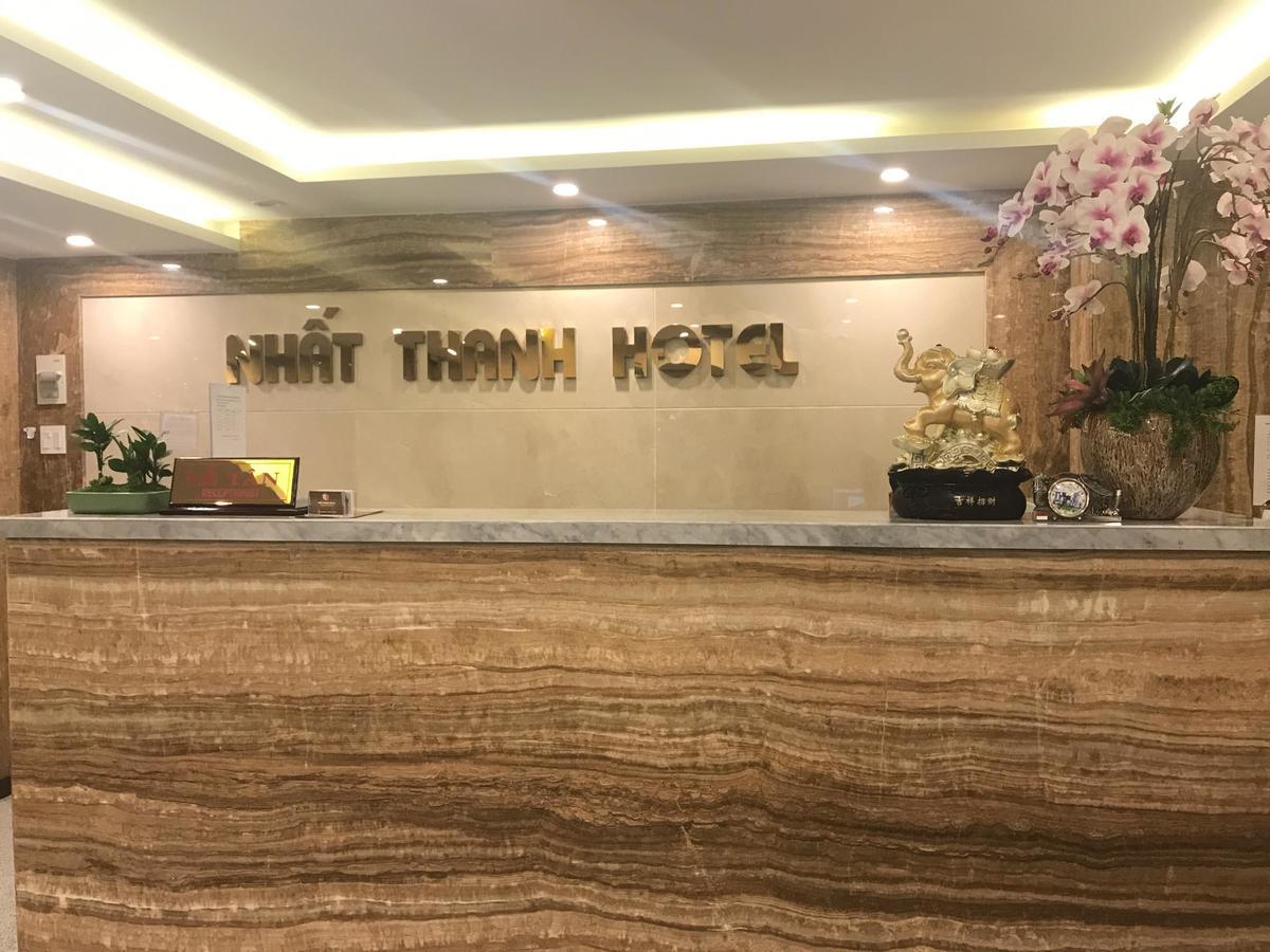 Hotel Nhat Thanh Куинён Экстерьер фото